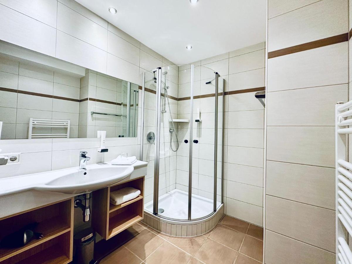 Tirolerhof Doelsach Hotel Лиенц Екстериор снимка