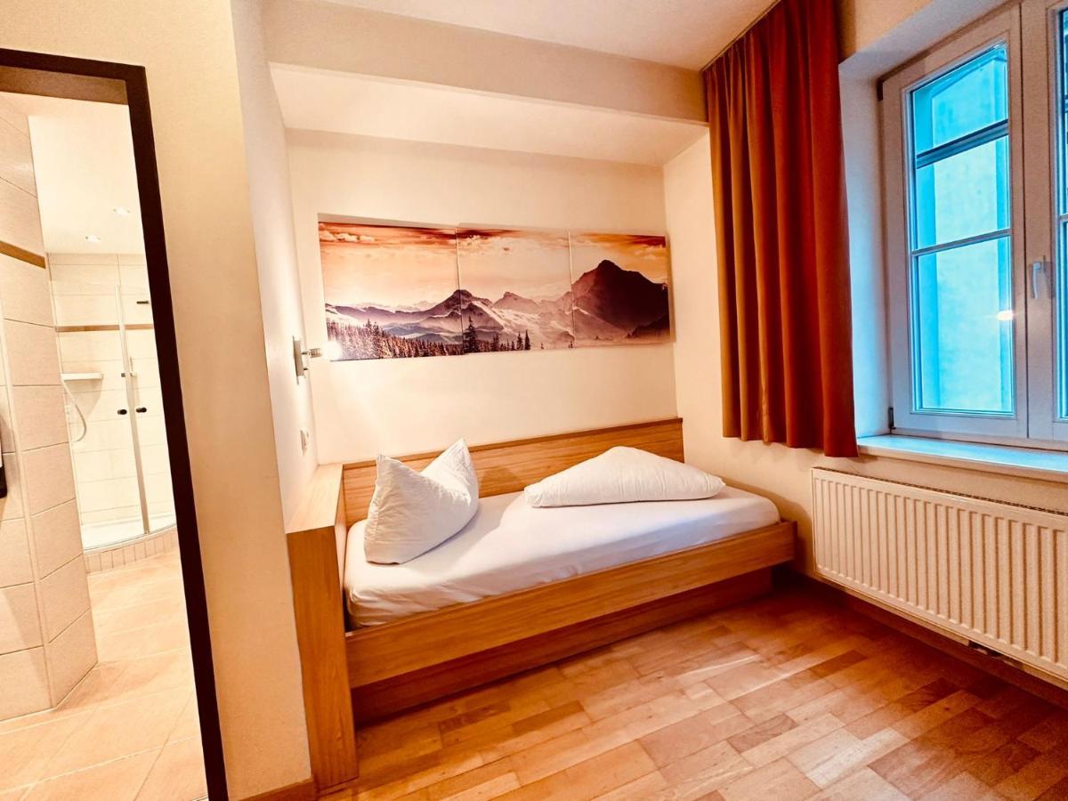 Tirolerhof Doelsach Hotel Лиенц Екстериор снимка